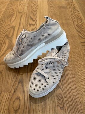 Softwaves Bliss Light Beige Platform Sneakers